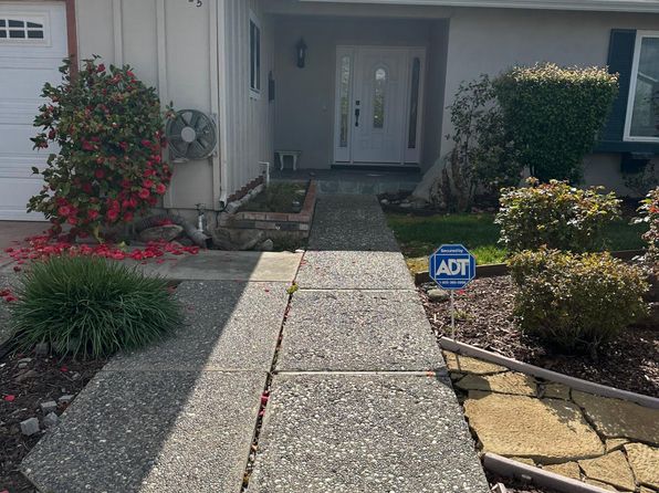 (undisclosed Address)