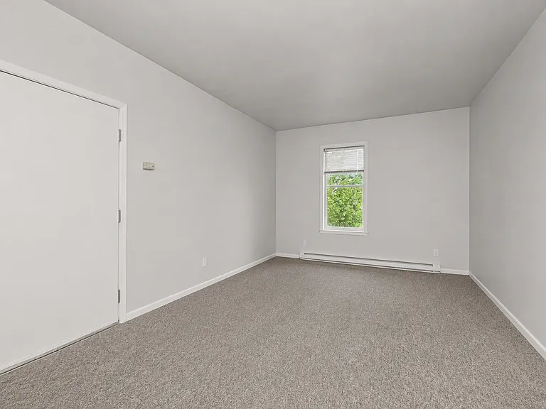 177 Davis Ave #2 — Photo 4