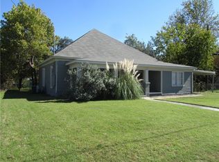 313 S Rusk St, Weatherford, TX 76086