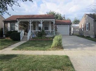 422 Fletcher Ln, Beech Grove, IN 46107