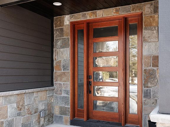 5th image of 5961 S Glen Woods Dr