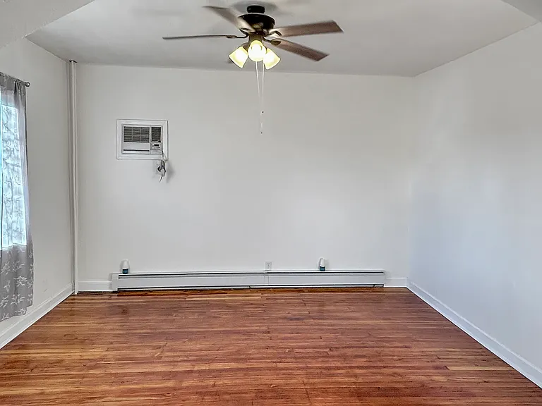 320 Pacific Ave #1 — Photo 3