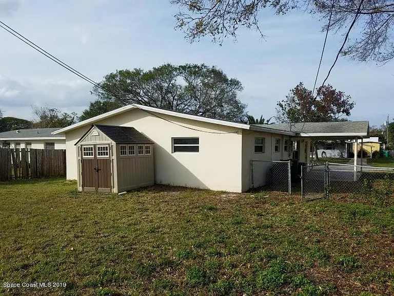 2559 Locksley Rd #1 — Photo 2