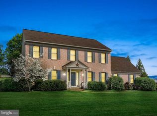 1569 Lilac Rd, York, PA 17408