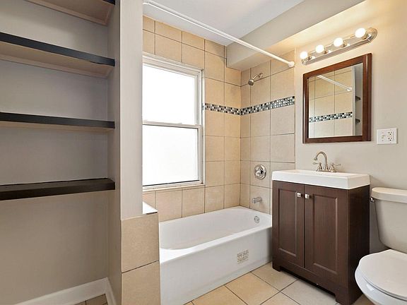 5th image of 3537 W Jackson Blvd APT 3