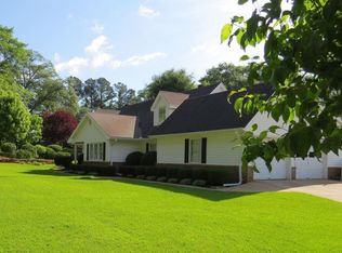 11 Addington Ct, Toccoa, GA 30577