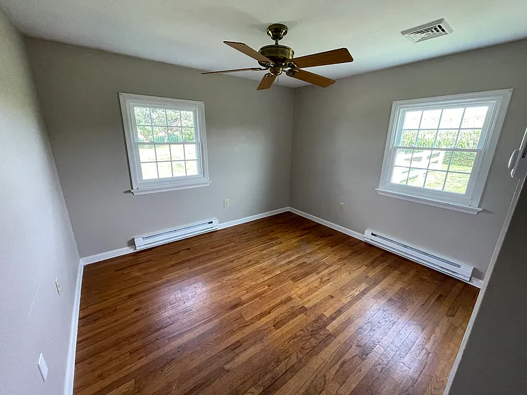 438 Walnut Run Rd — Photo 23