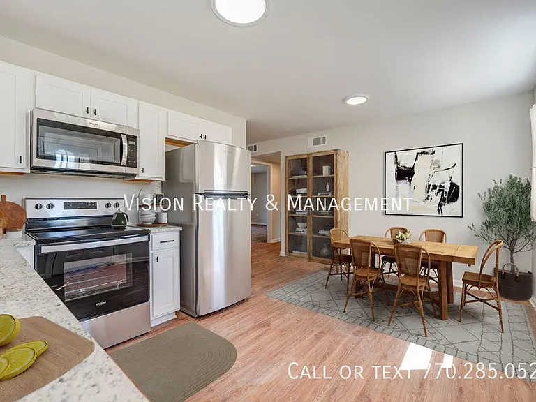 102 Sewell Rd #5 — Photo 3