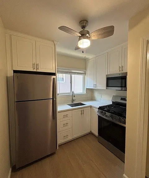 1590 Ebener St #5 — Photo 1