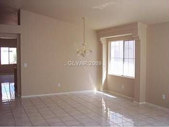 3rd image of 8262 Cedar Leaf Dr
