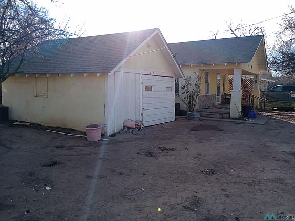 5th image of 310 W Bland St