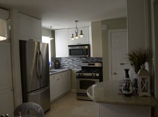 9847 S Yates Blvd, Chicago, IL