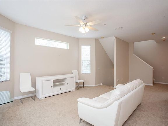 5th image of 409 Bayou Village Dr