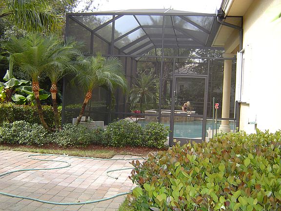 3rd image of 7676 Mulberry Ct
