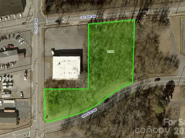 1060 2nd Ave SW, Hickory, NC 28602