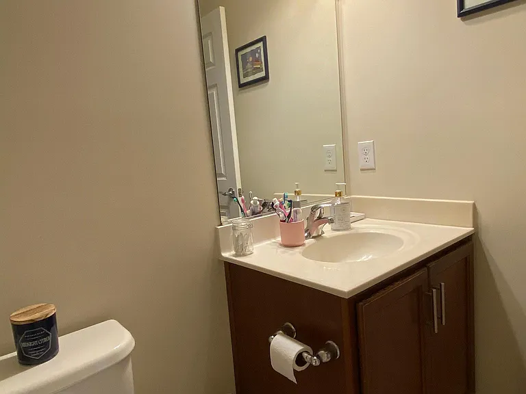 9532 Canonbury Sq — Photo 37