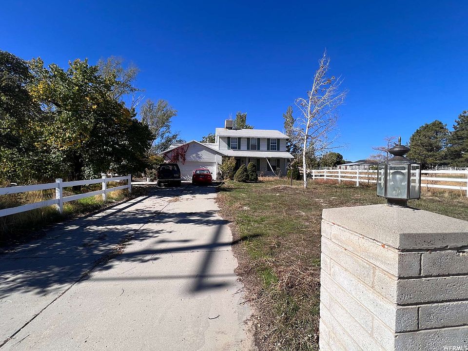 1st image of 11126 S Lucas Ln