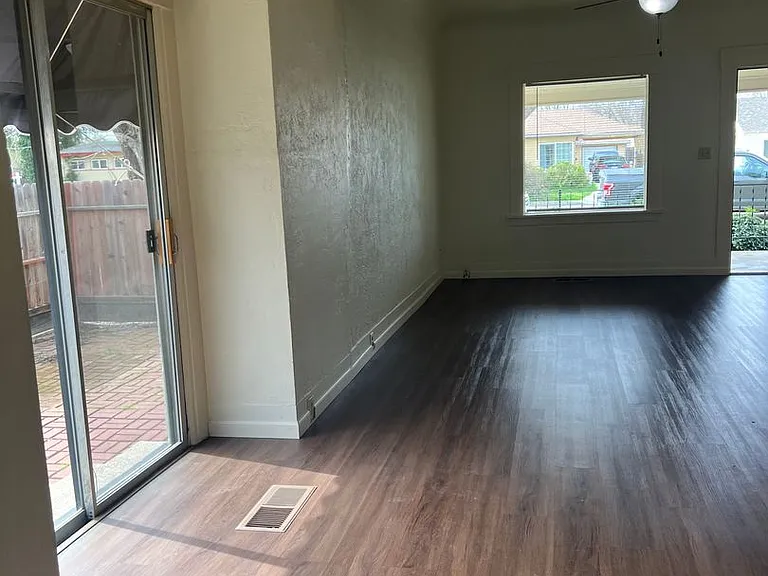 790 Sycamore Ave — Photo 13