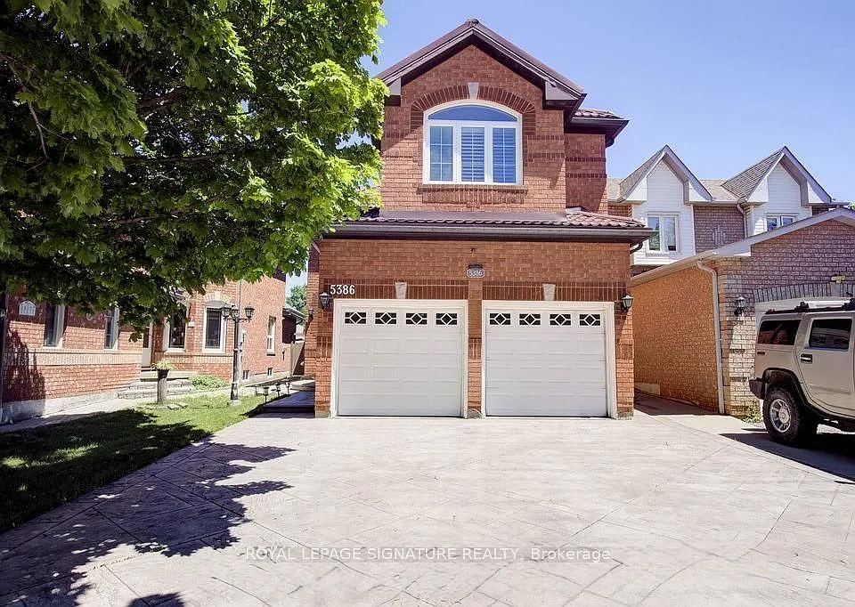 5386 Landsborough Ave