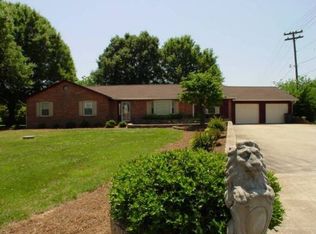 506 Barnes Rd, Winston Salem, NC 27107