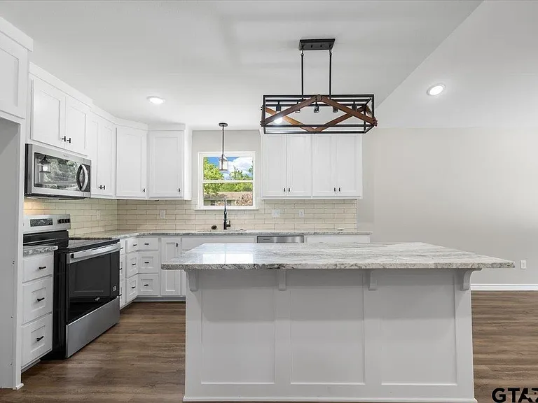 505 S Joy St — Photo 16