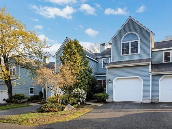 340 Bishops Forest Dr, Waltham, MA 02452