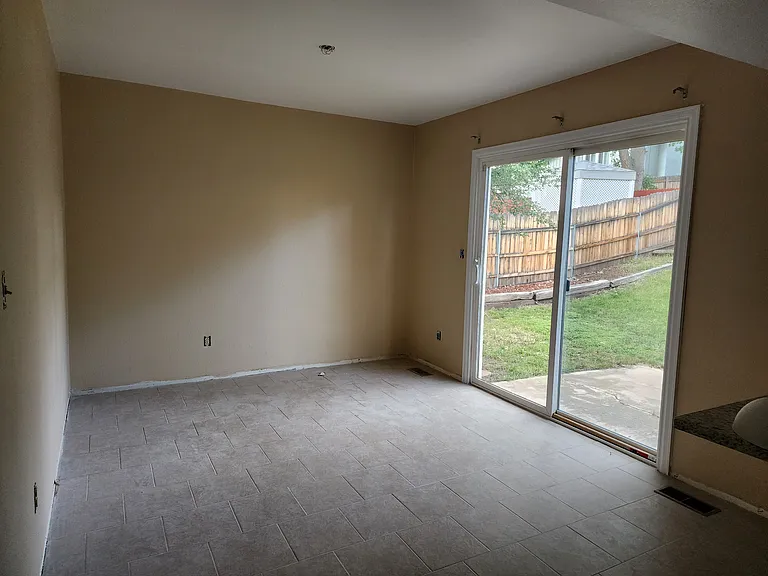 5875 Del Paz Dr — Photo 5