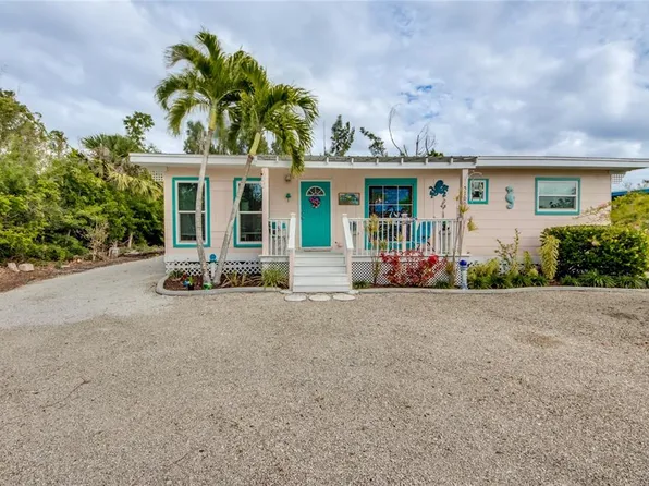 5100 Birdsong Ln, Bokeelia, FL 33922