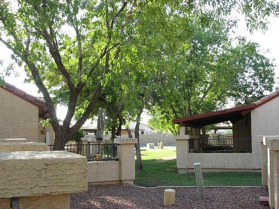 Separate Units/ No Common Walls!