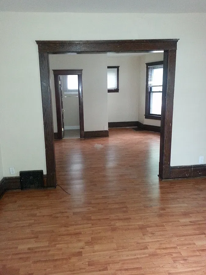 6 bed, 1650 sqft, $7,500 — Photo 2