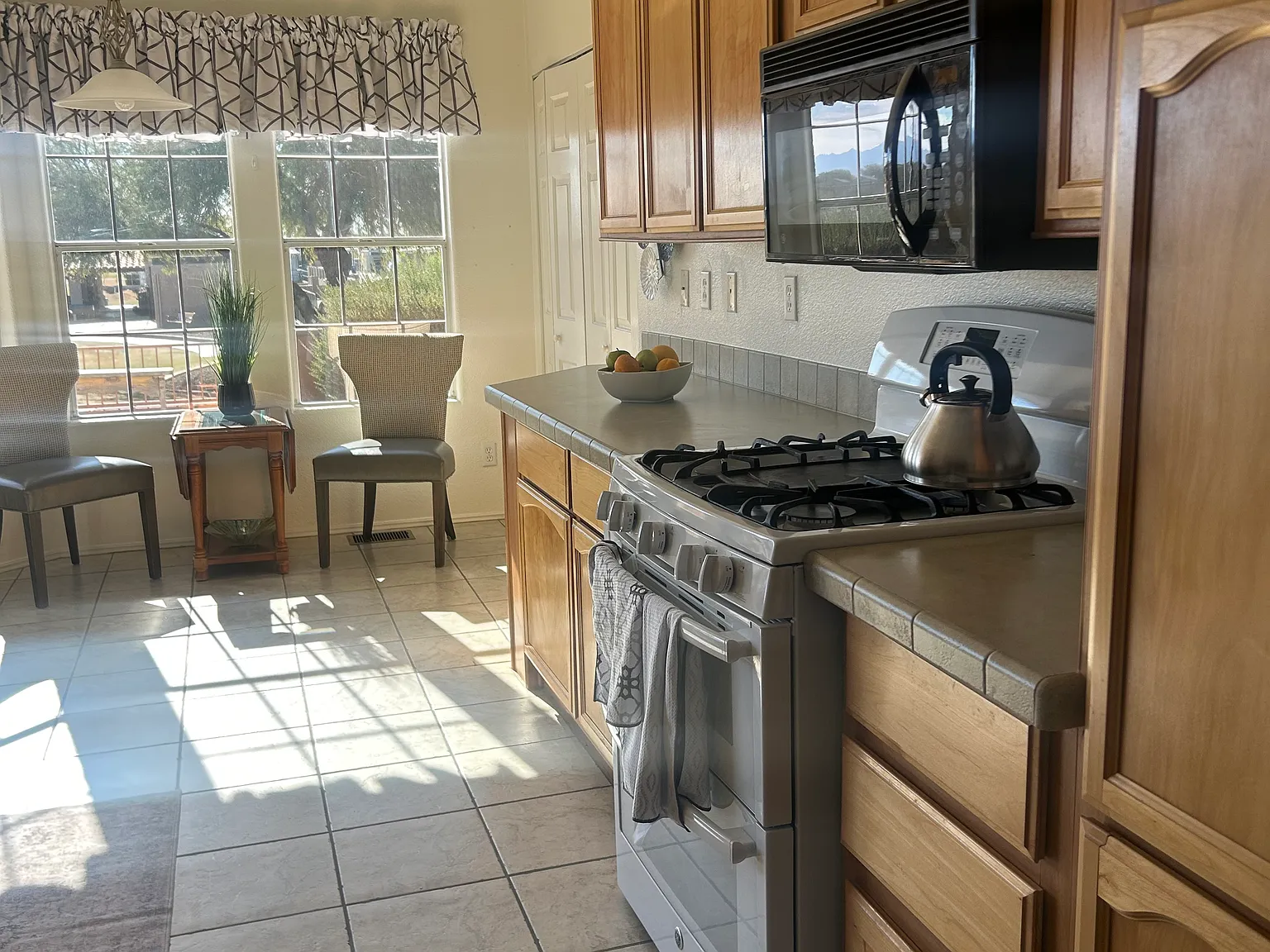 3 bed, 1500 sqft, $1,995 — Photo 3