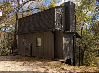 212 Old Highlands Rd, Dillard, GA 30537