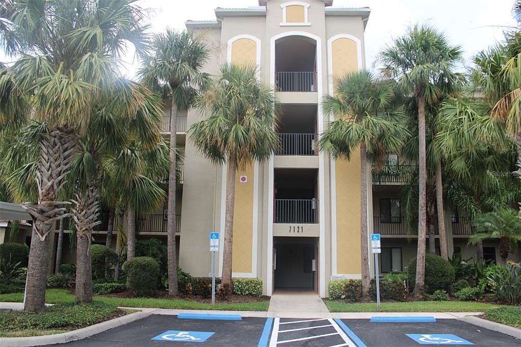 7121 River Hammock Dr UNIT 302