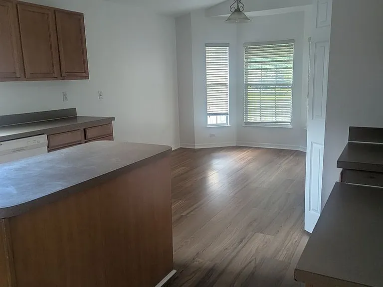 4192 Waltham Forest Dr — Photo 11