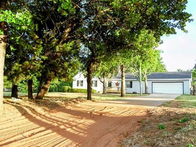 2375 Tecumseh Rd, Blanchard, OK, 73010