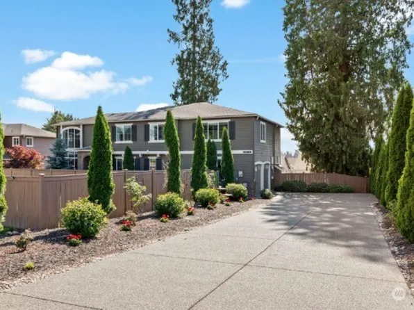 20213 126th Avenue NE, Bothell, WA 98011