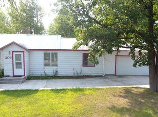 209 Mill Rd, Park Rapids, MN 56470