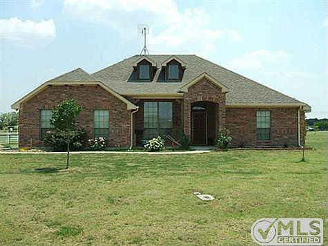 1st image of 232 Hamilton Ct