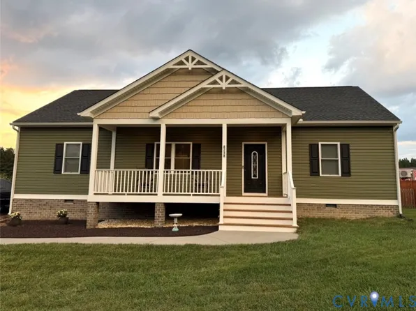 8718 Rock Cedar Rd, New Kent, VA 23124