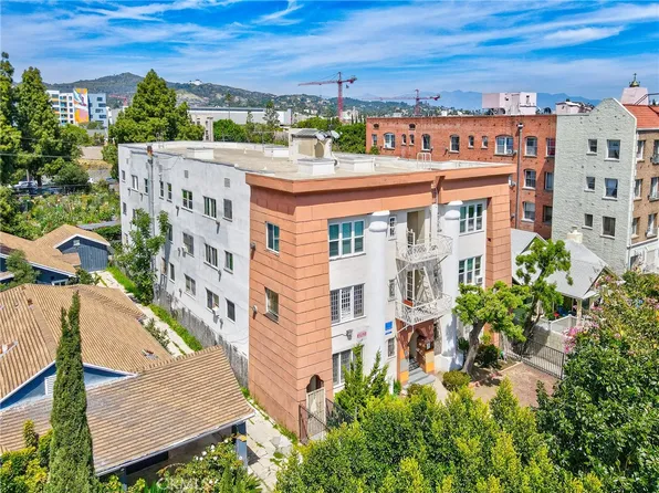 5617 La Mirada Ave, Los Angeles, CA 90038