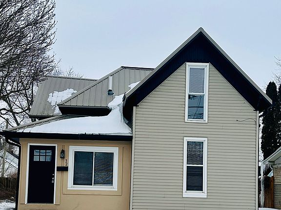 2nd image of 32 N McCullum St