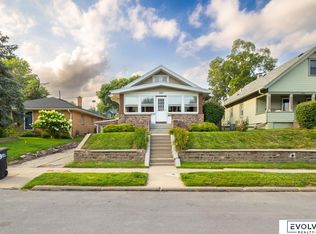 3864 Gordon St, Omaha, NE 68105