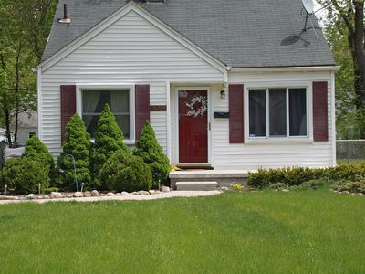 24264 Cloverlawn Ave, Oak Park, MI, 48237