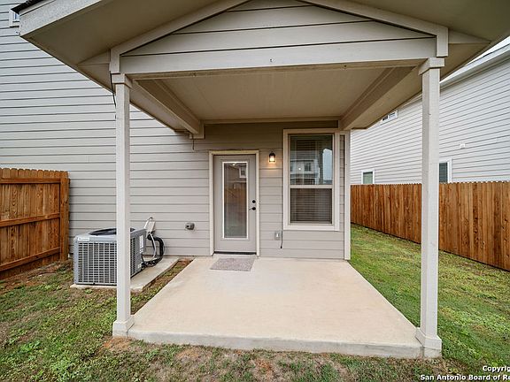 4th image of 7615 Gramercy Way