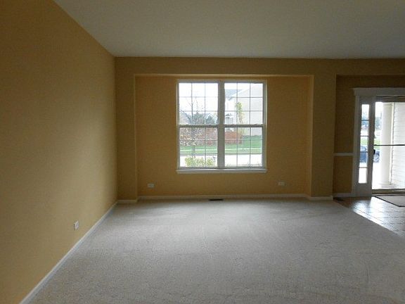 3rd image of 11250 Balmoral Dr