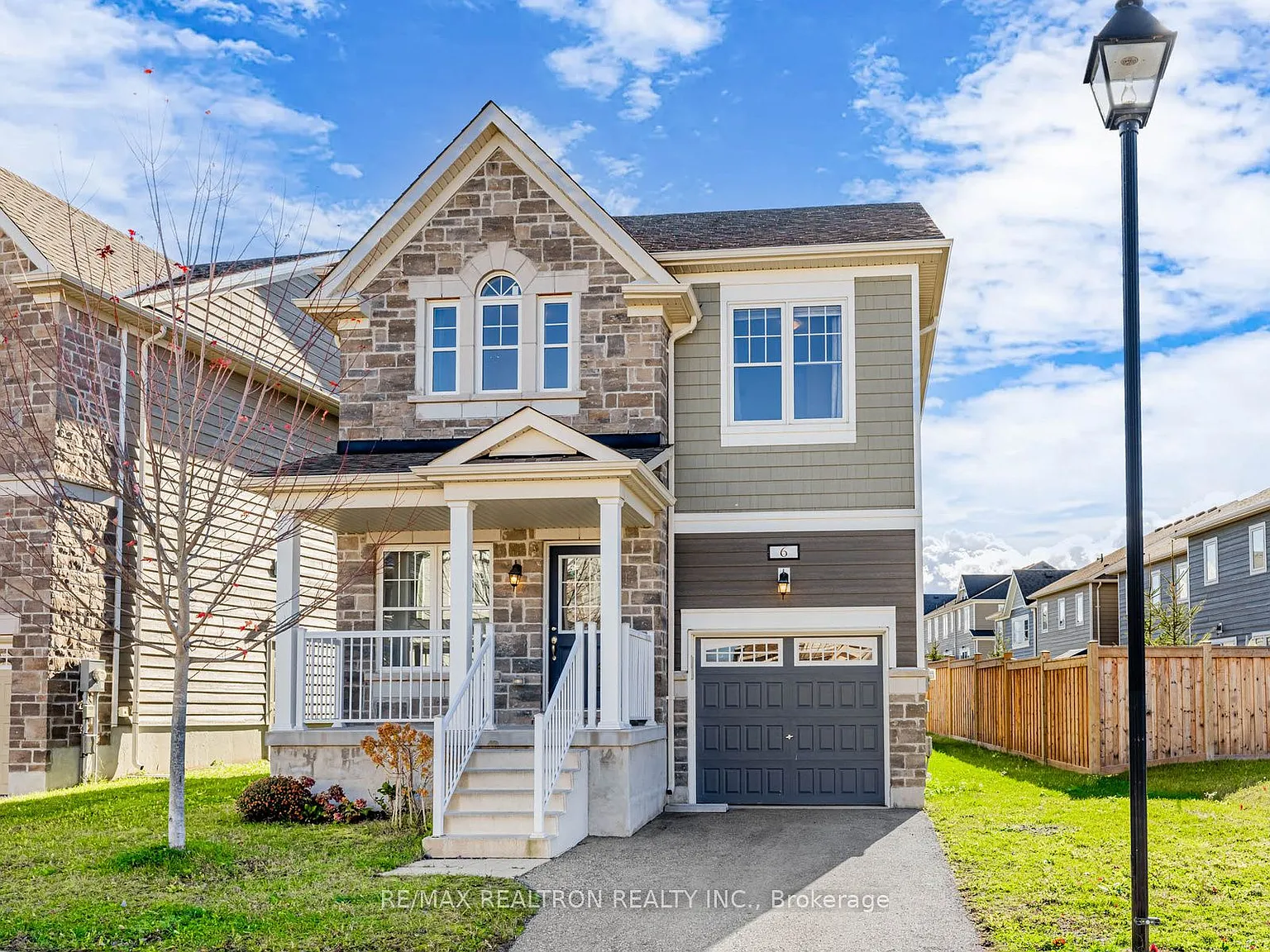 6 Bobolink Dr photo 1