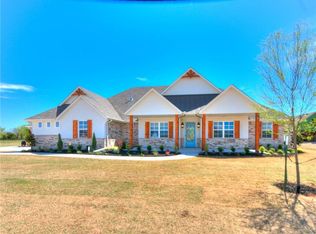 13916 Grae Ridge Rd, Oklahoma City, OK 73078