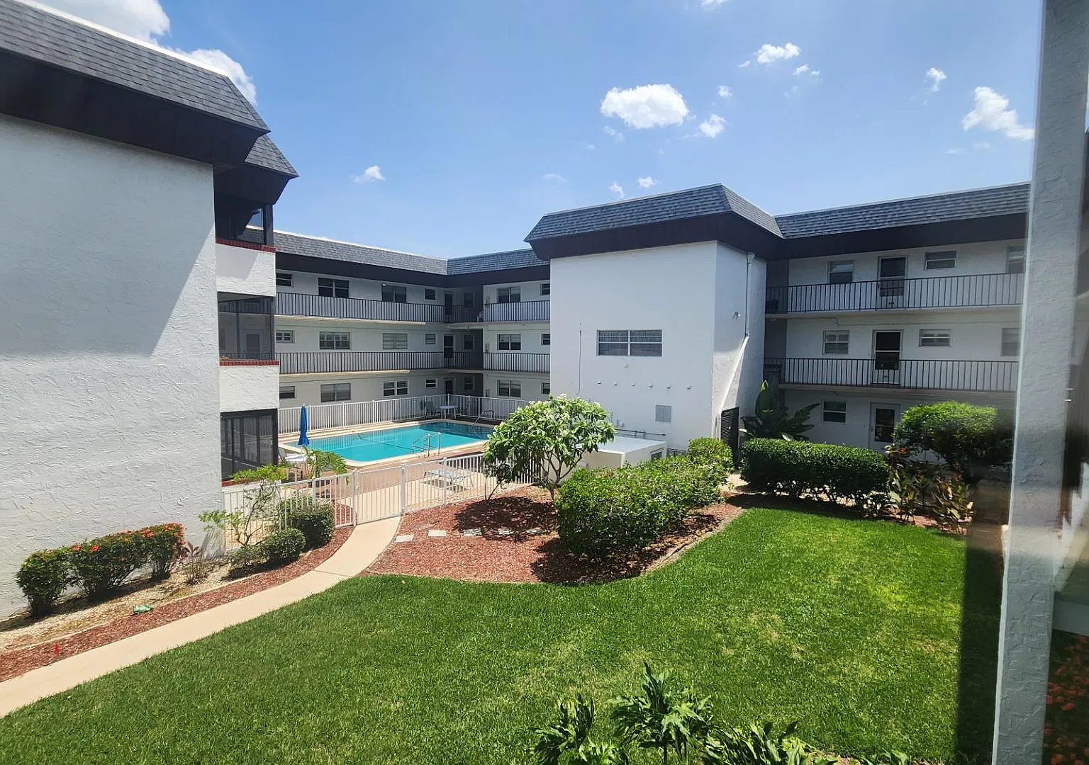 725 Port Malabar Blvd NE - Apt 301 — Photo 4