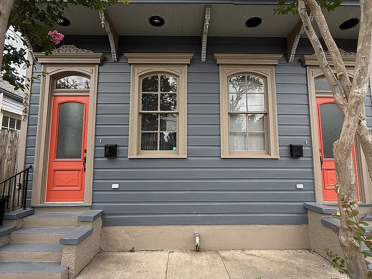 2647 Governor Nicholls St — Photo 1
