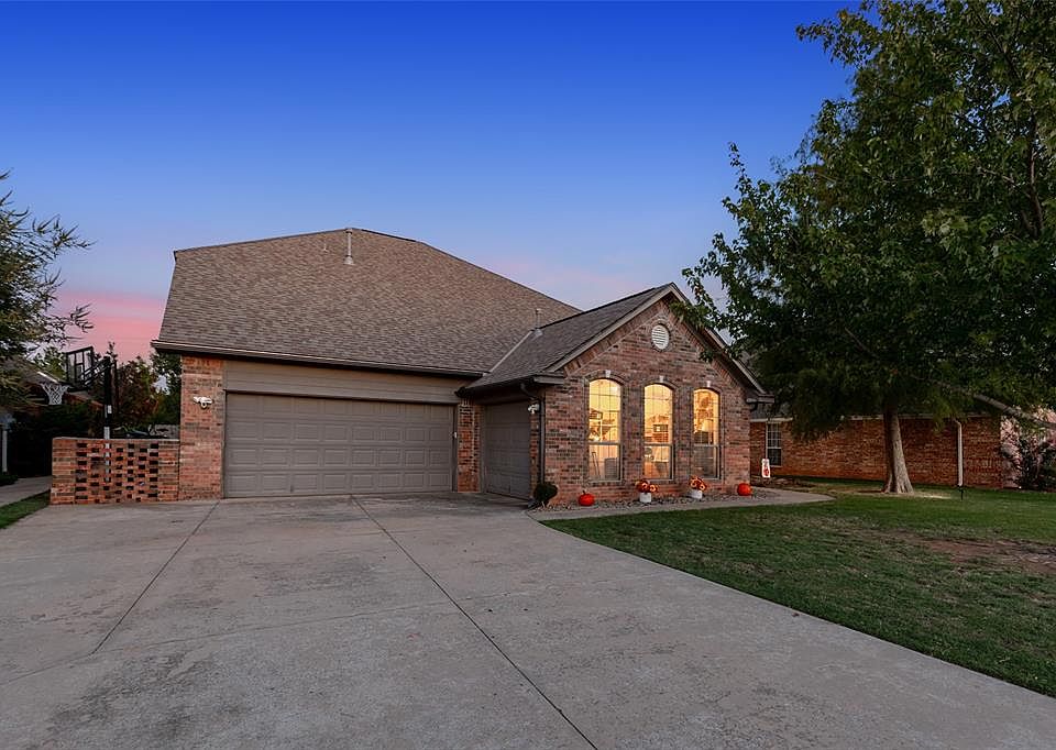 1st image of 11608 Copper Trails Ln